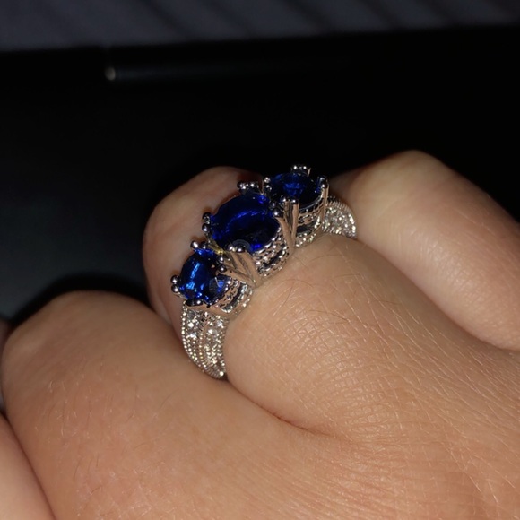 Ring Bundle - Picture 4 of 4